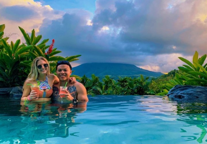 Hike in Arenal Volcano National Park and relaxing afternoon in the hot springs