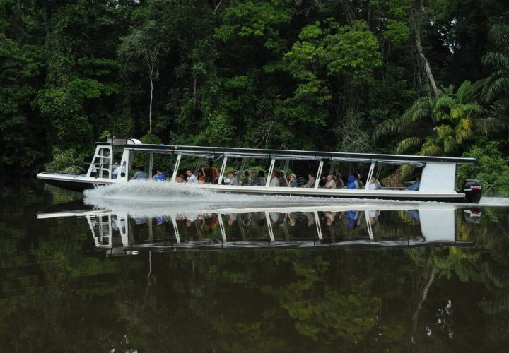 Boat tour through the canals of Tortuguero National Park