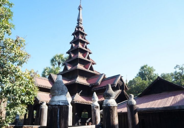 Mahamuni Temple, Mahagandhayon, Maenu Okkyaung and Bargayar Monasteries