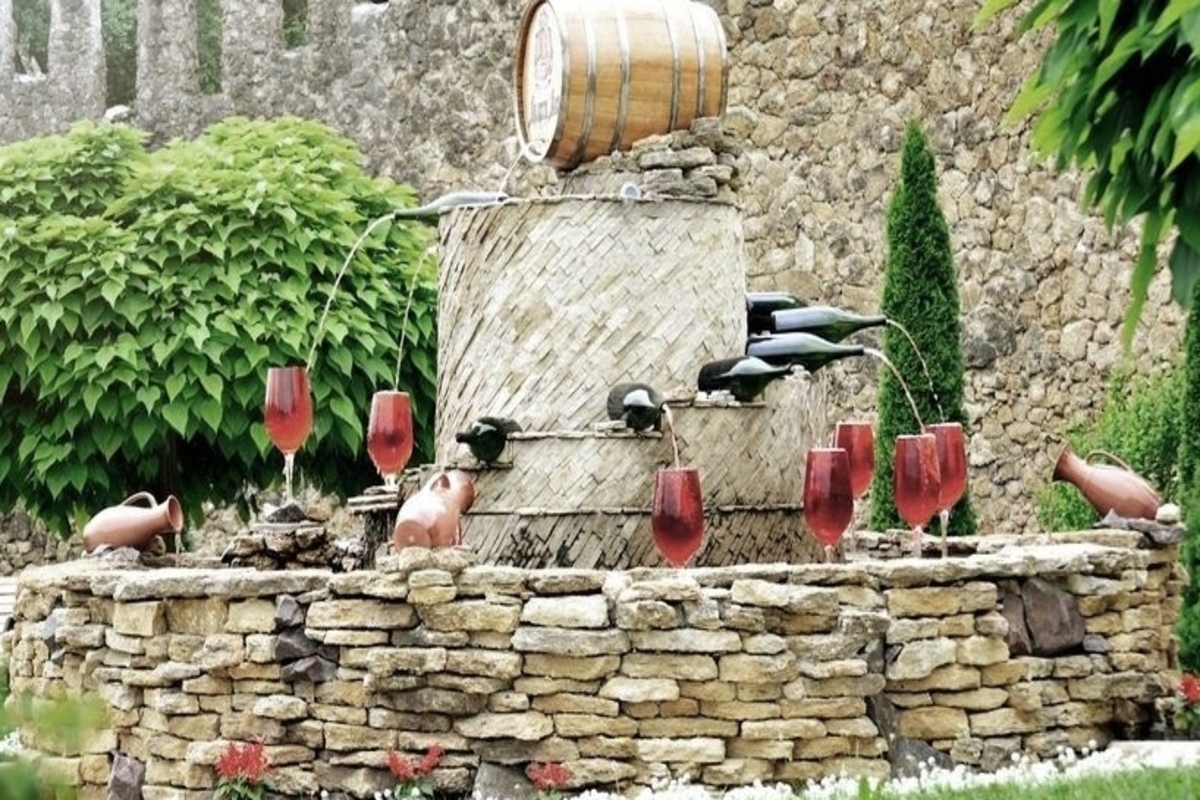 Wine Tour in Moldova. Milestii Mici winery with the biggest wine co...