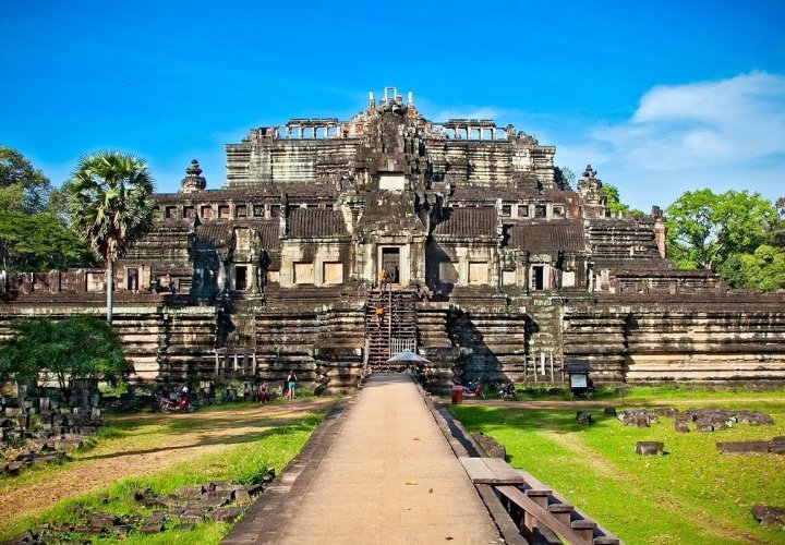 Templos del Parque Arqueológico de Angkor: Banteay Srei, Ta Prohm, Bayon, Baphuon y Angkor Wat