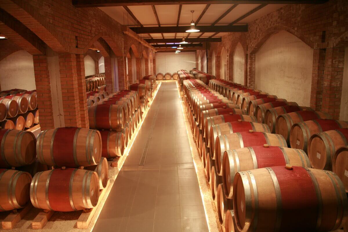 La plus grande cave à vin du monde se trouve en Moldavie - WMAG