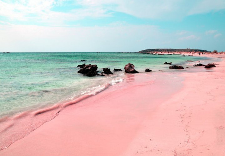 Discover the Fine Pink Sand Beaches and Multicoloured Quartz Beaches of Sardinia 