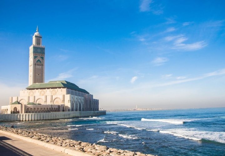 Discovery of Casablanca and its Great Hassan II Mosque, the second tallest mosque in the world
