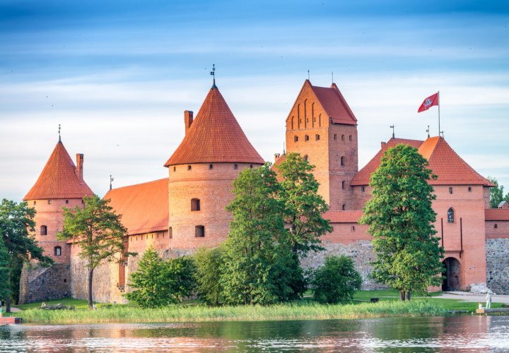 Guided tour in Vilnius and Trakai cities in Lithuania 
