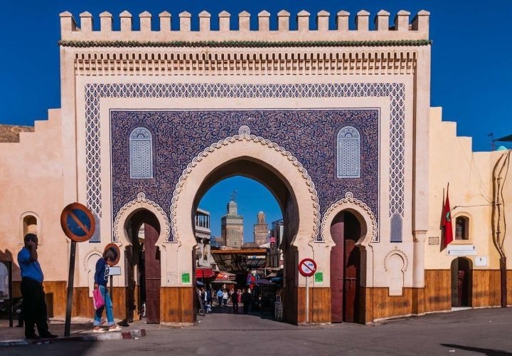 Guided tour of Fez, the first imperial city of Morocco and the intellectual and religious capital of the country