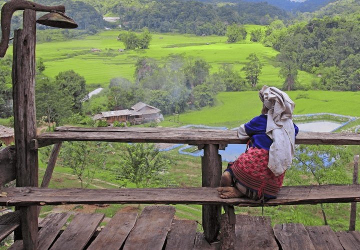 Visita a las minorías étnicas de Akha, Tailue y Lolo en el área del valle de Muang Sing