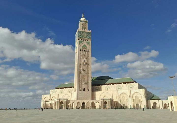 Descubrimiento de Casablanca y visita guiada por la ciudad de Marrakech 