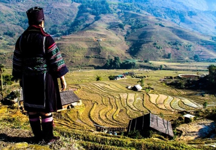 Trekking through various villages of the Hmong ethnic minority