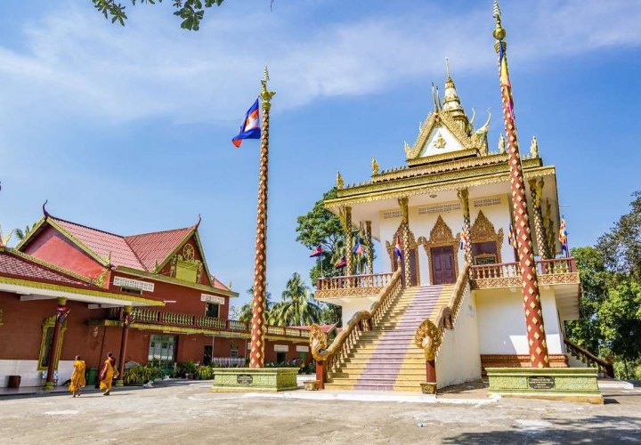 Guided tour of Sihanoukville in southwest Cambodia