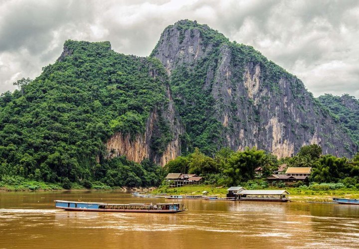 Boat ride on the Mekong River and visit to Ban Sanghai and Ban Sangkong villages