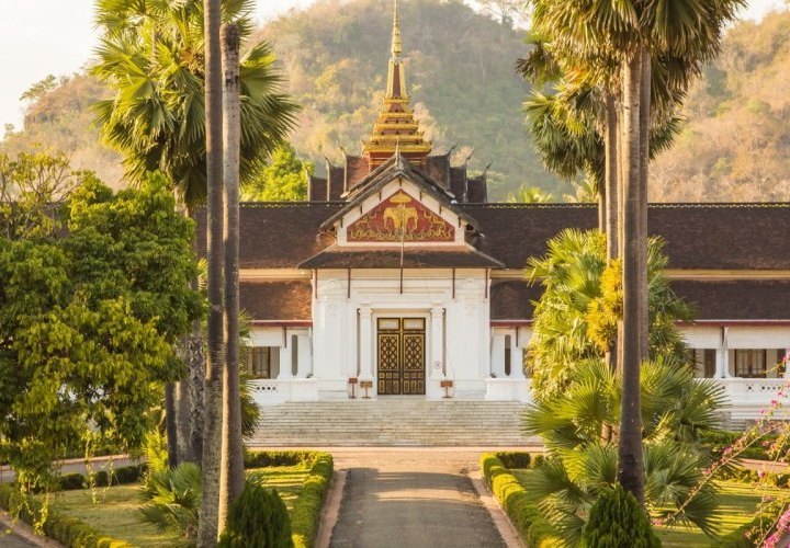 Visit to Luang Prabang city, declared a World Heritage Site by UNESCO