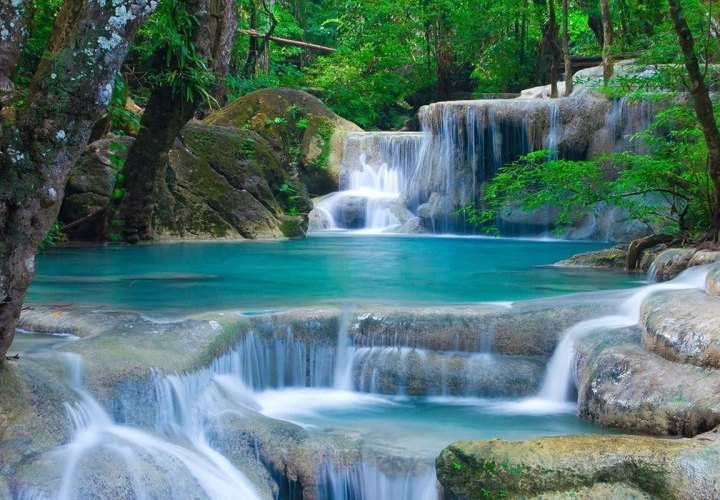 Visit to Erawan National Park and discovery of the Erawan Falls