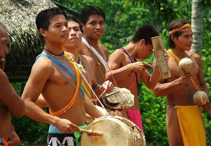 Day dedicated to meet the Emberá indigenous people