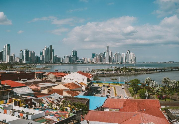 Guided tour of Panama City, the capital of Panama 