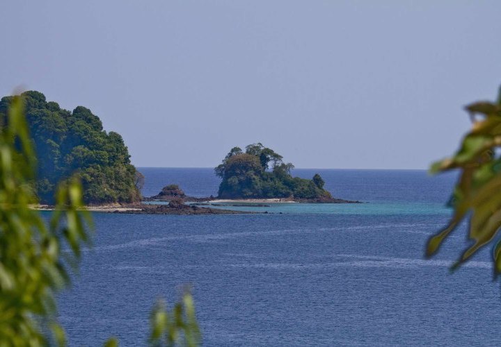 Full day to discover the Coiba Island, a world-class diving destination