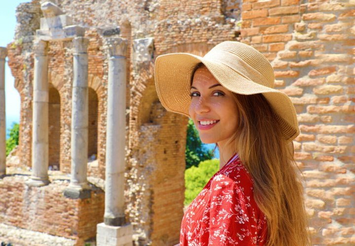 Hiking up Mount Etna, Europe’s most active volcano and visit of Taormina