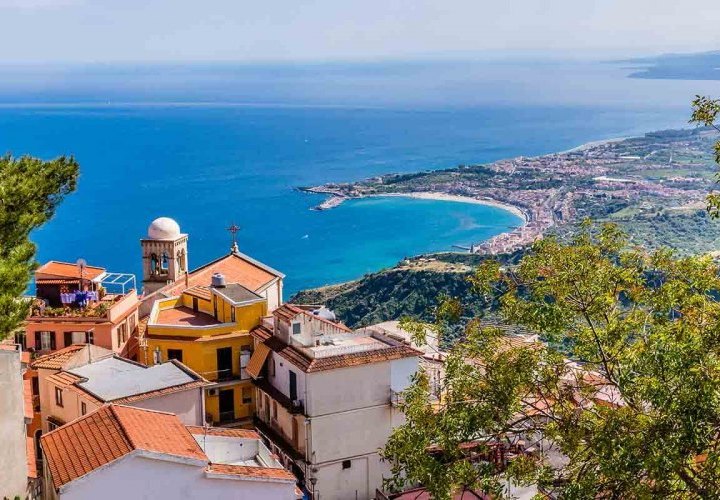 Guided Tour of Castelmola and Savoca near Taormina