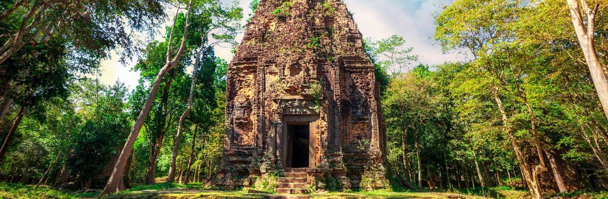 Cambodia Adventure Tour from Phnom Penh to Siem Reap 