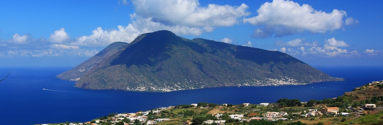 Sicily and Aeolian Islands Tour (Lipari, Panarea, Stromboli, Salina) 